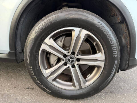 2018 Mercedes-Benz GLC GLC 300