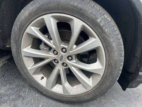 2021 Ford Explorer Platinum