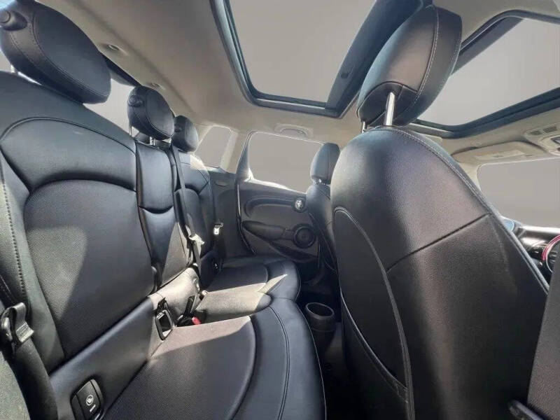 2015 MINI Hardtop 4 Door Cooper