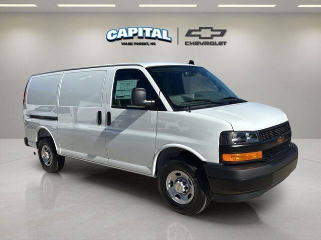 2025 Chevrolet Express 2500