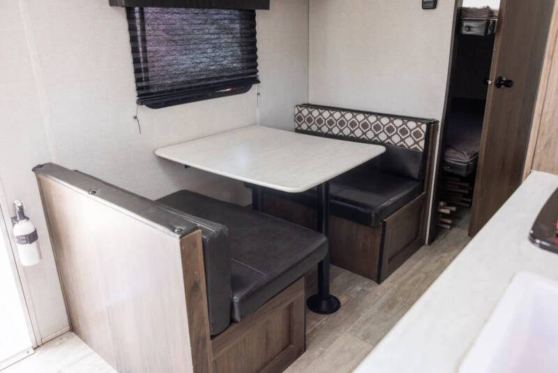 2020 Prime Time Mfg. Avenger LT