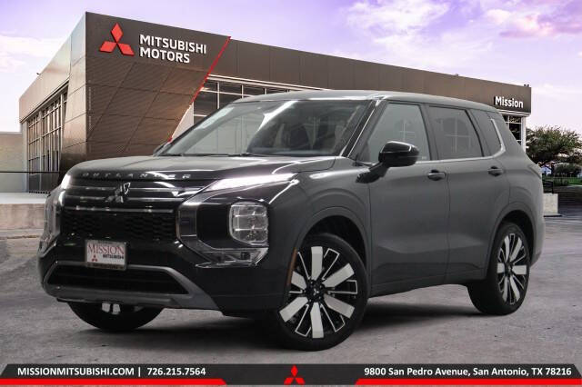2025 Mitsubishi Outlander SE