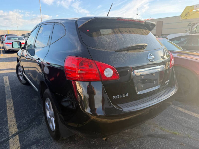 2012 Nissan Rogue S