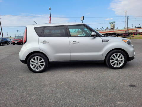 2017 Kia Soul for sale at Mid Valley Motors in La Feria TX