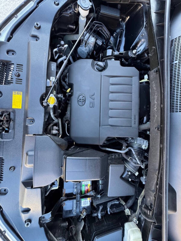 2014 Toyota Highlander LE