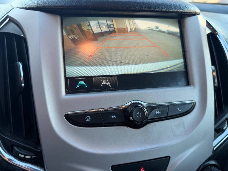 2018 Chevrolet Cruze LS Auto
