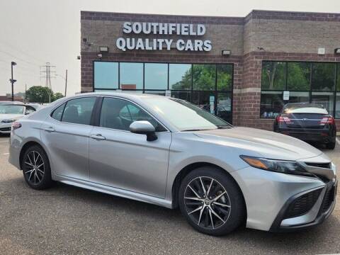 2021 Toyota Camry for sale at SOUTHFIELD QUALITY CARS in Detroit MI