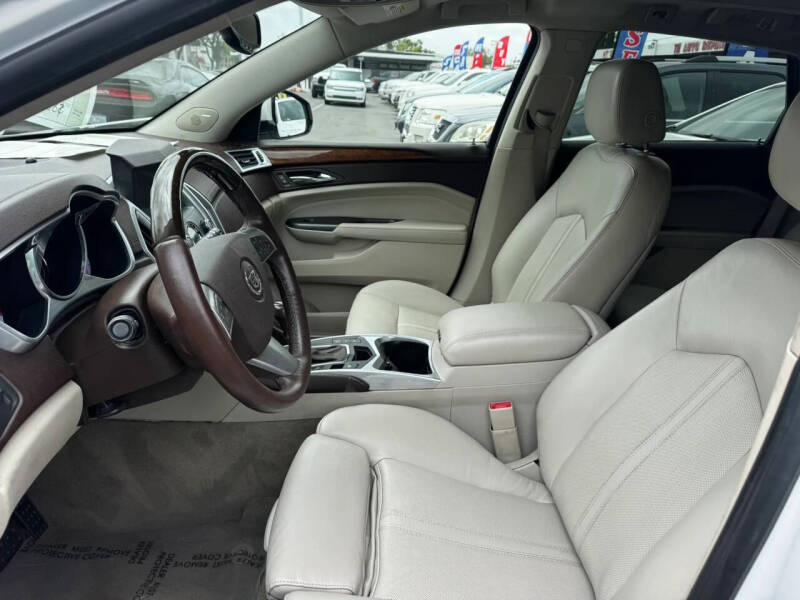 2012 Cadillac SRX Luxury Collection