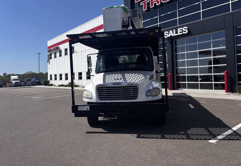 2007 Freightliner M2 106