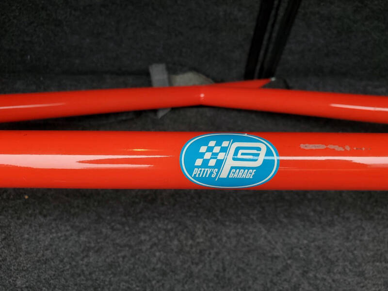 2016 Dodge Challenger 392 HEMI Scat Pack Shaker