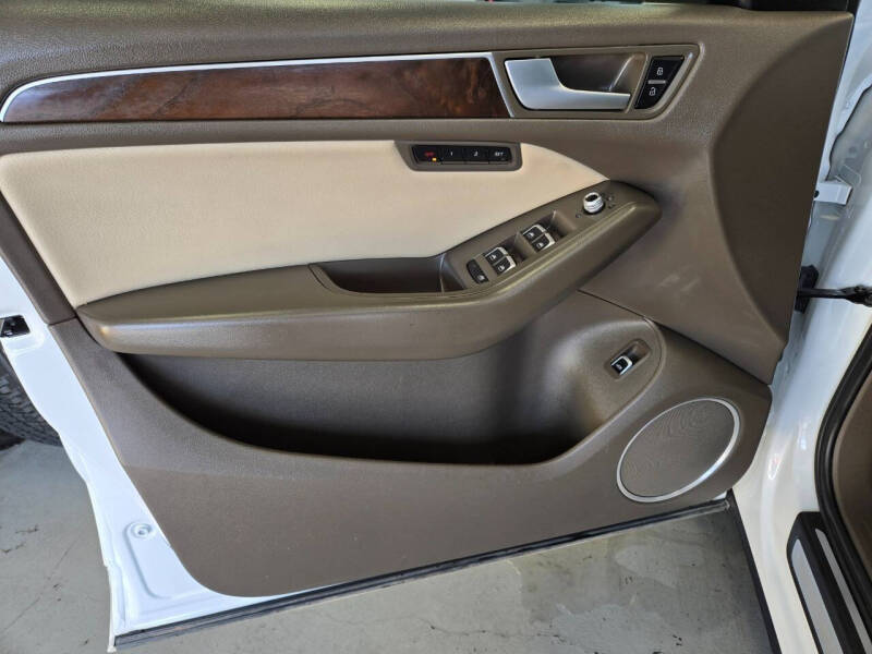 2015 Audi Q5 2.0T quattro Premium Plus