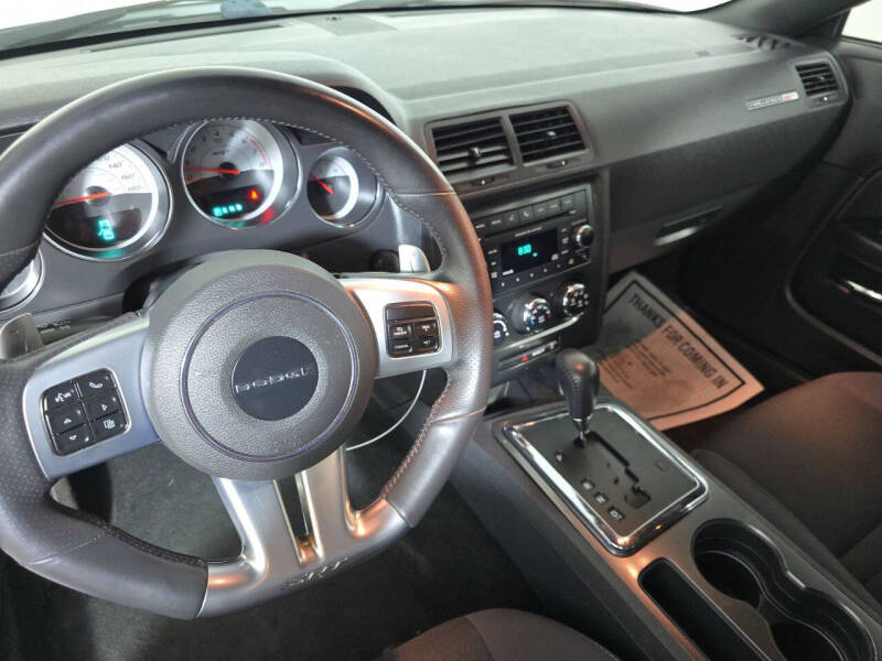 2014 Dodge Challenger SRT8 Core