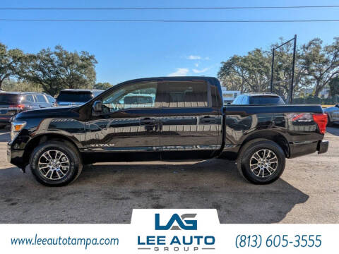 2023 Nissan Titan SV