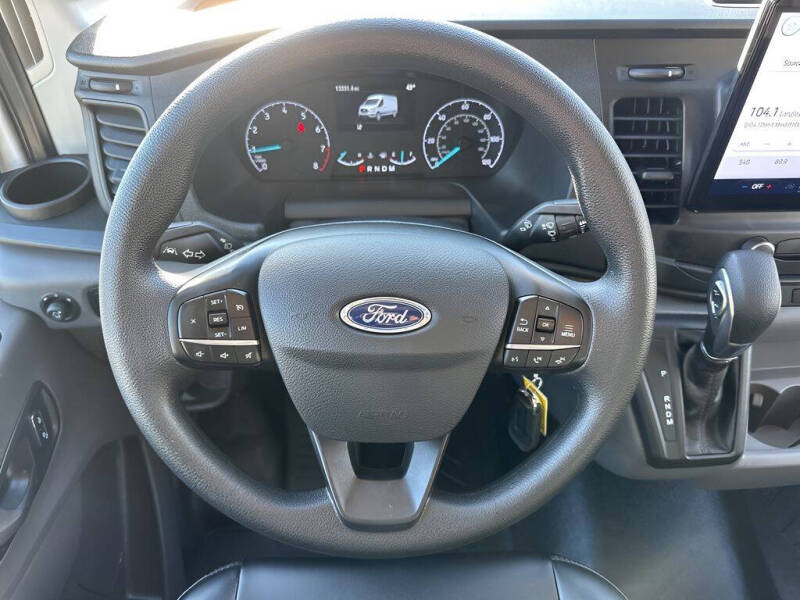 2025 Ford Transit 250