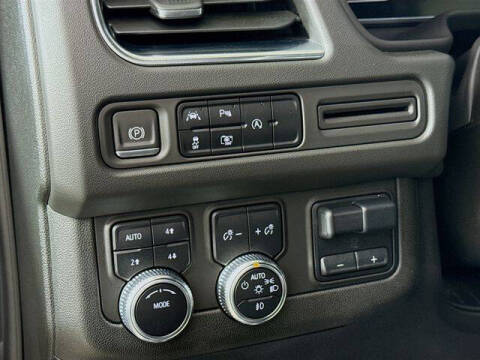 2023 GMC Yukon XL SLT