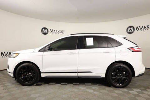 2022 Ford Edge SE