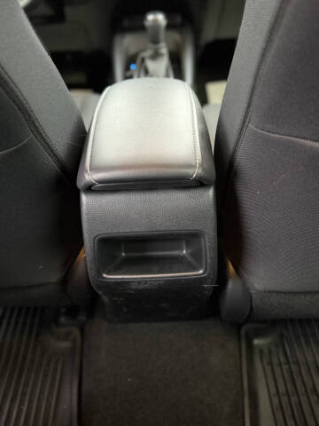 2022 Toyota Corolla Hatchback SE Nightshade Edition