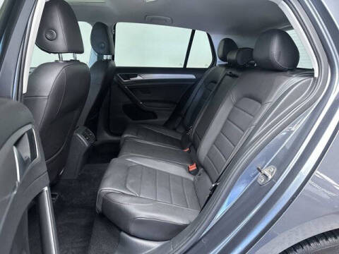 2015 Volkswagen Golf TSI SE