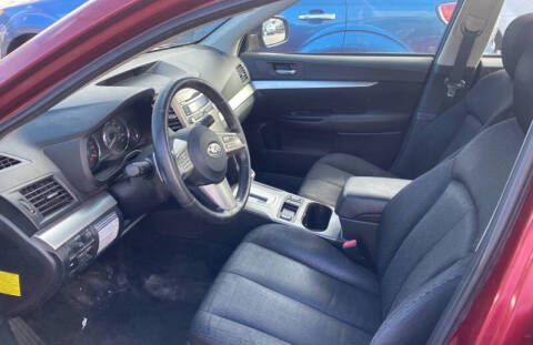 2010 Subaru Legacy 2.5i Premium