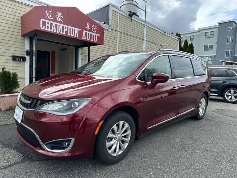 2018 Chrysler Pacifica for sale at Champion Auto LLC in Quincy MA