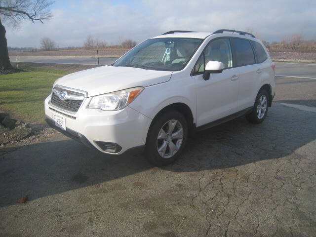 2014 Subaru Forester for sale at BEST CAR MARKET INC in Mc Lean IL