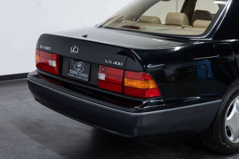 1999 Lexus LS 400