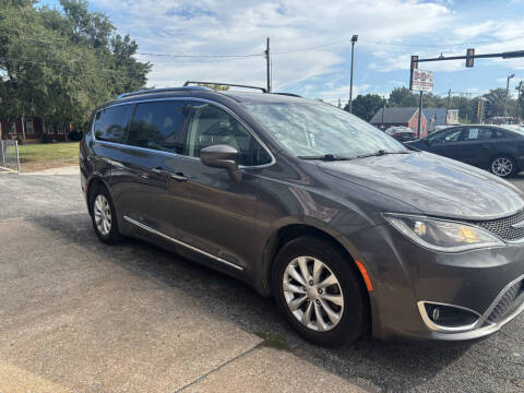 2019 Chrysler Pacifica Touring L