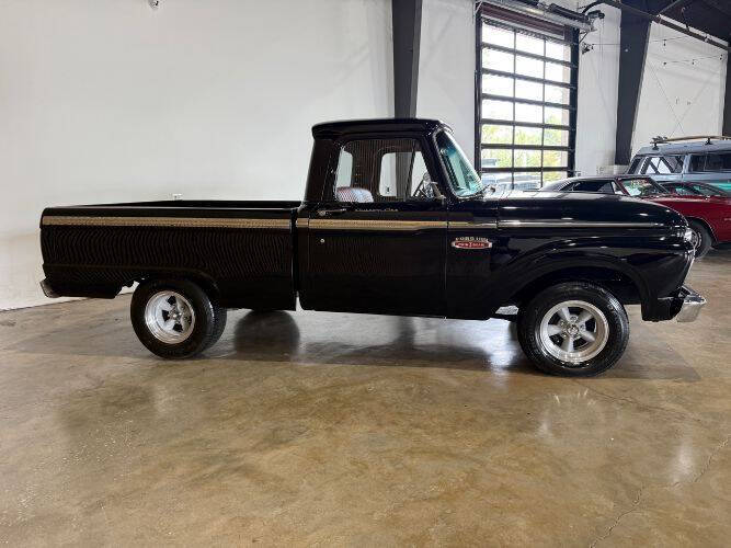 1965 Ford F-100