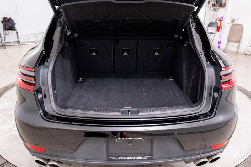 2017 Porsche Macan S