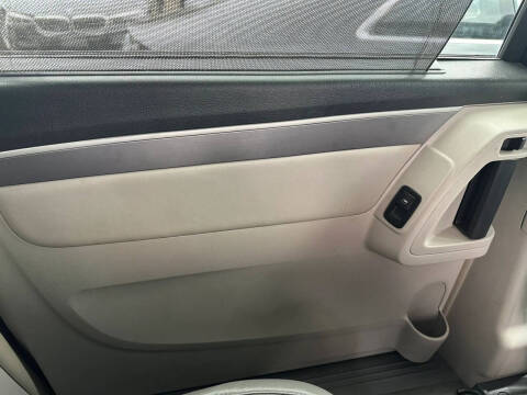 2011 Volkswagen Routan