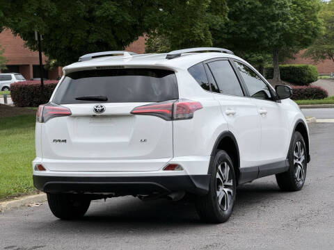 2018 Toyota RAV4 LE