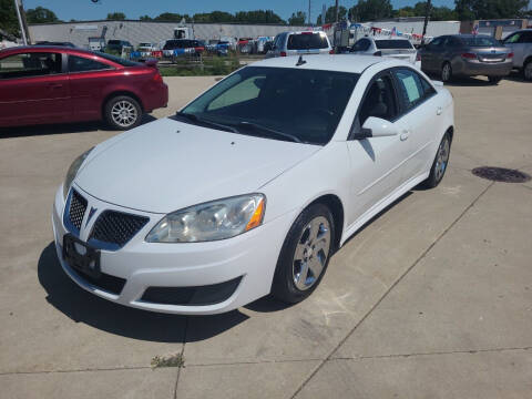 2010 Pontiac G6 for sale at Kenosha Auto Outlet LLC in Kenosha WI