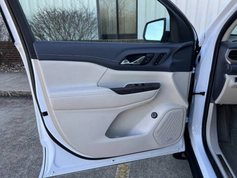 2020 GMC Acadia Denali