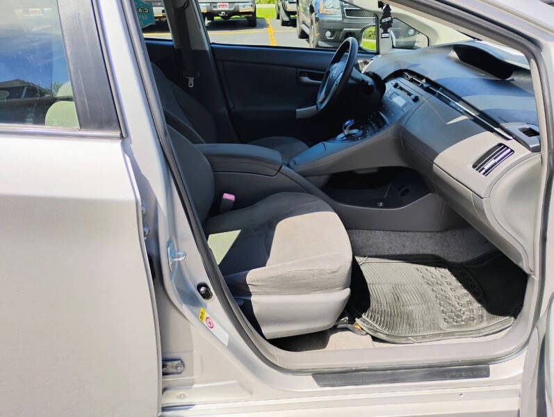 2010 Toyota Prius II