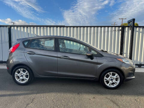 2014 Ford Fiesta SE