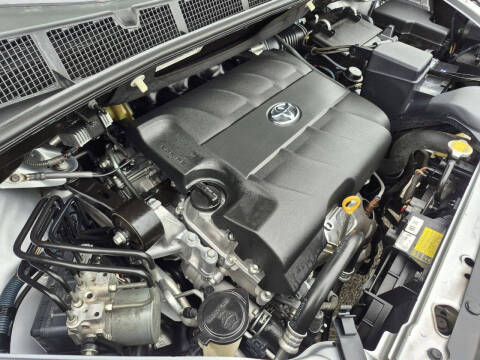 2014 Toyota Sienna XLE 8-Passenger