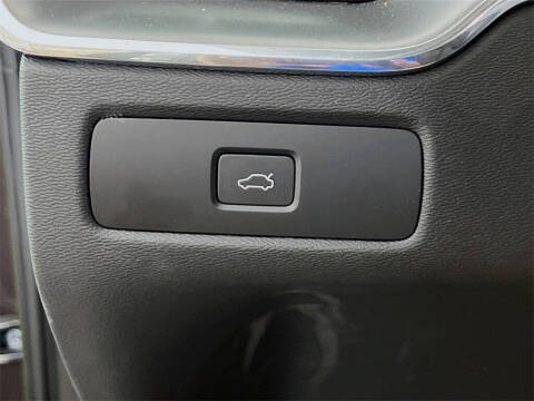 2023 Volvo XC60 B5 Core