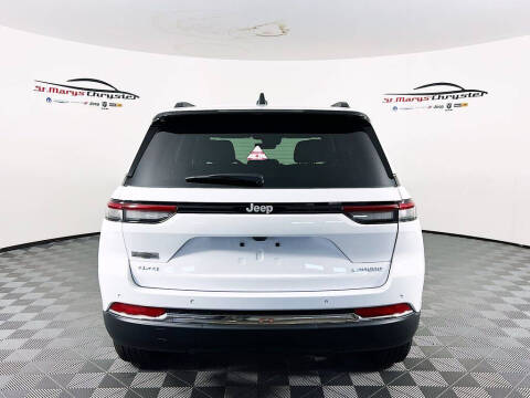 2025 Jeep Grand Cherokee Laredo X