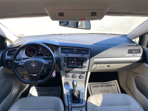2015 Volkswagen Golf TDI S