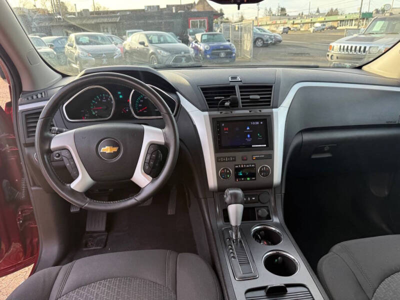 2011 Chevrolet Traverse LT