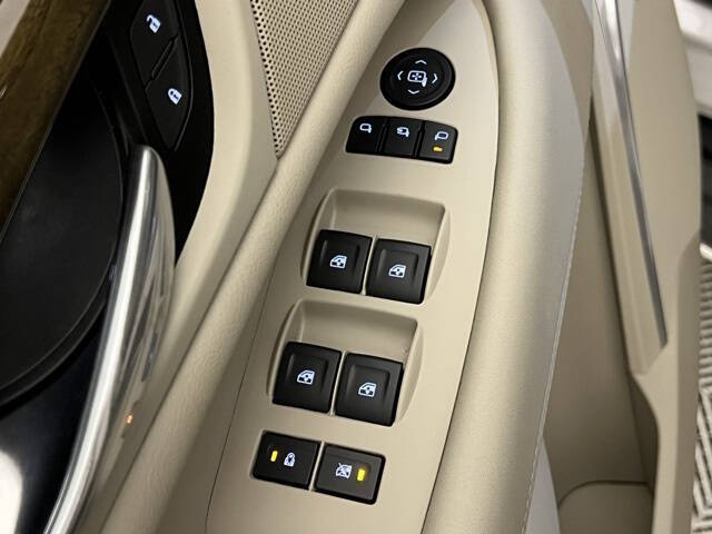 2020 Cadillac Escalade Luxury