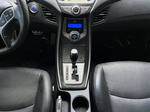 2013 Hyundai Elantra Coupe SE