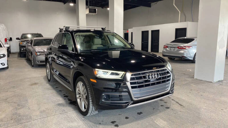2019 Audi Q5 Prestige's photo