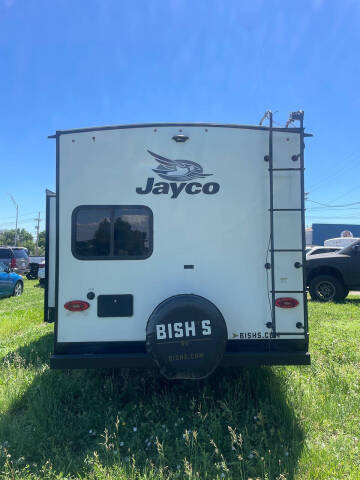 2022 Jayco Jay Feather
