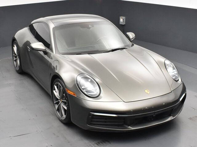 2022 Porsche 911 Carrera