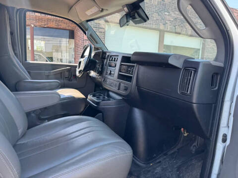 2020 Chevrolet Express 2500