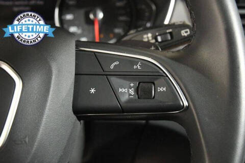 2023 Audi Q5 quattro Premium 40 TFSI