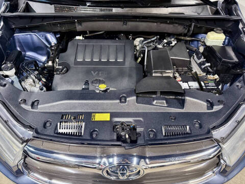 2014 Toyota Highlander LE