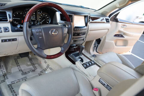 2013 Lexus LX 570