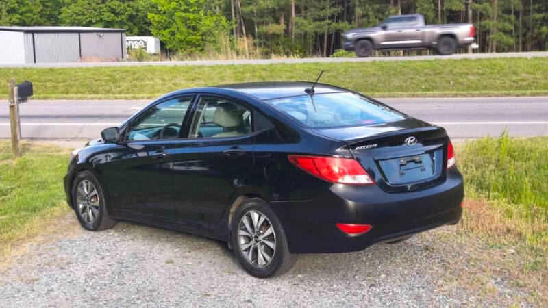 2017 Hyundai Accent SE